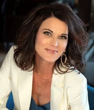 Aimee Ketchum 
